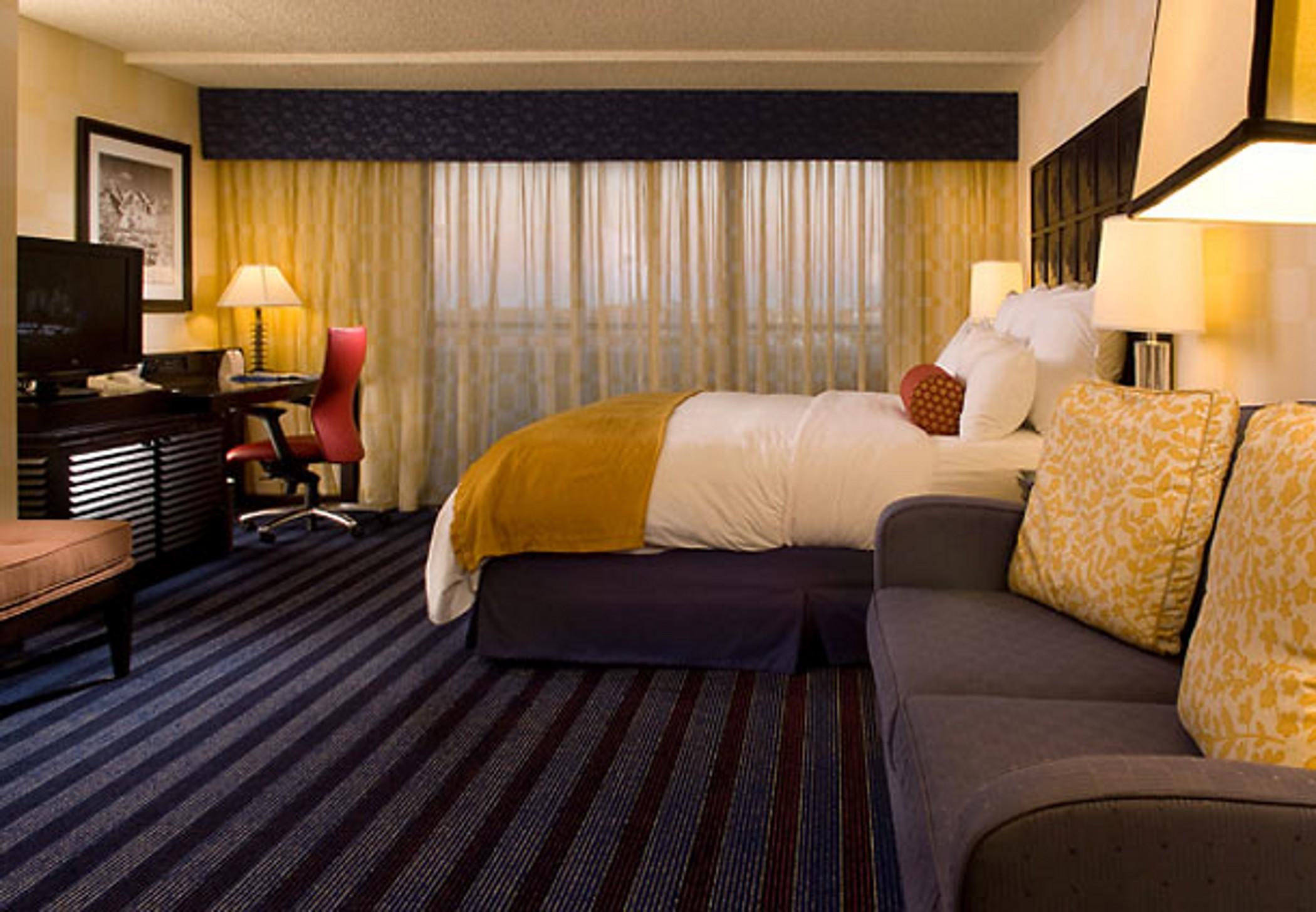 Renaissance Denver Hotel & Conference Center エクステリア 写真