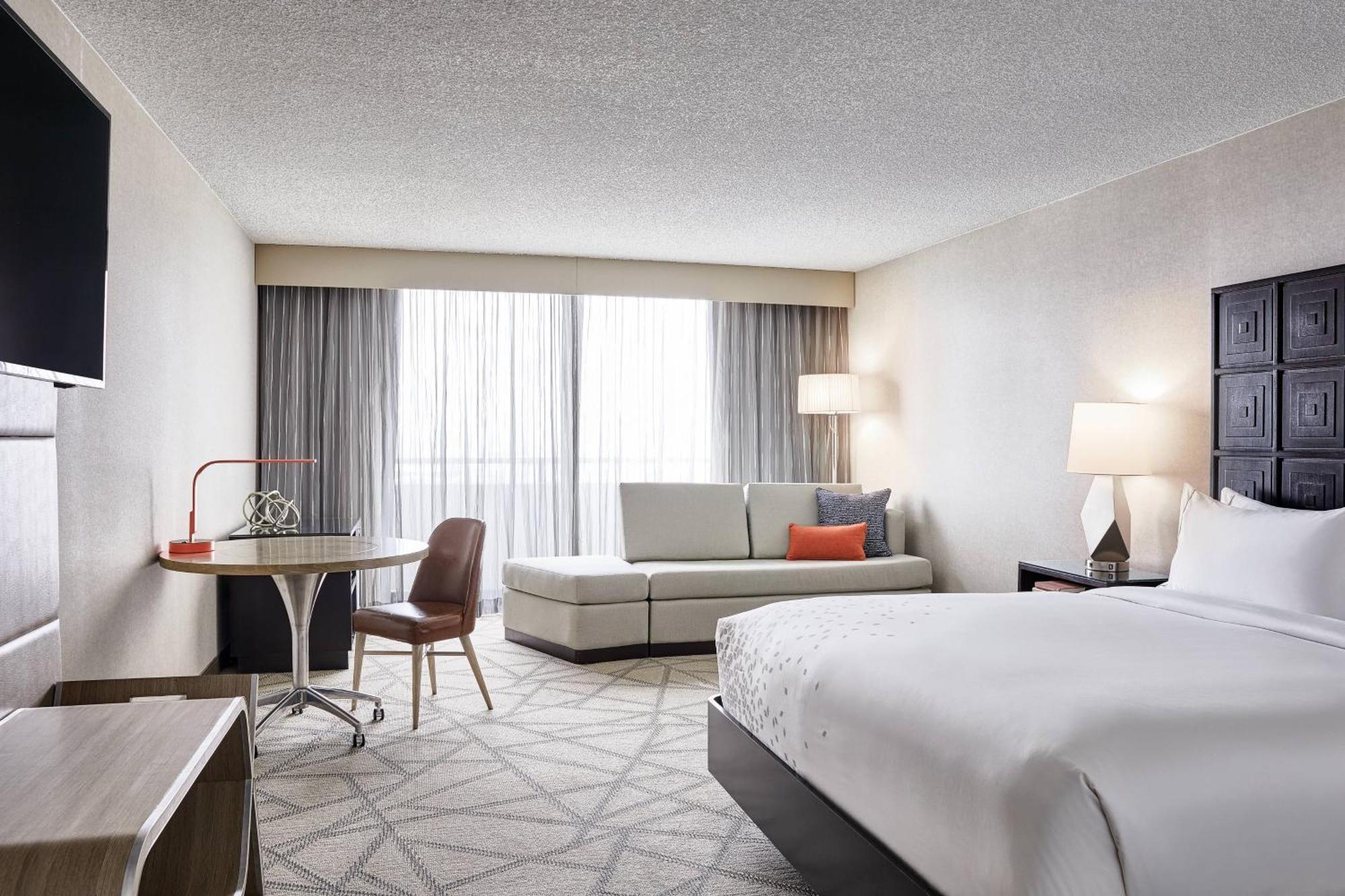 Renaissance Denver Hotel & Conference Center エクステリア 写真